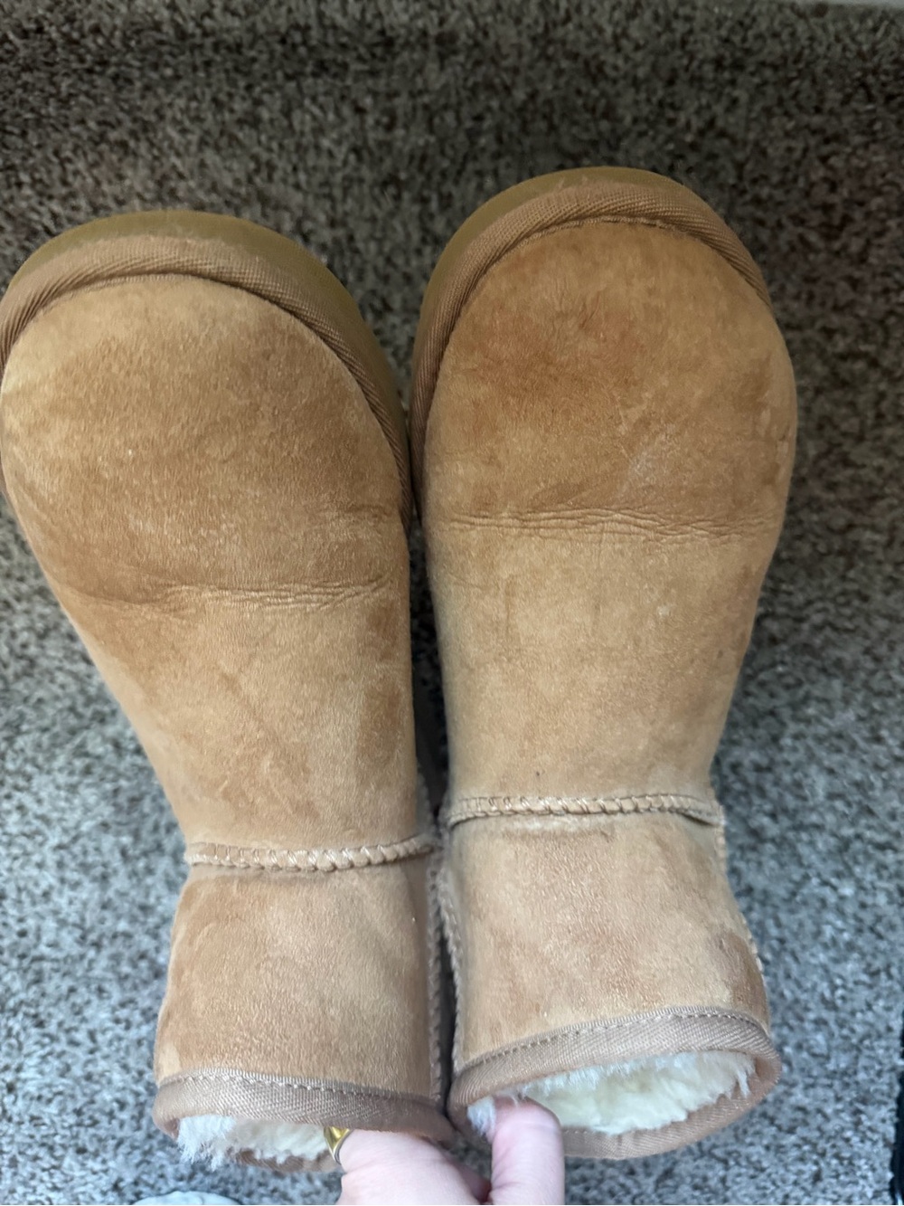 Women's UGG Mini Boot in Chestnut Brown size 7 - Picture 7 of 8